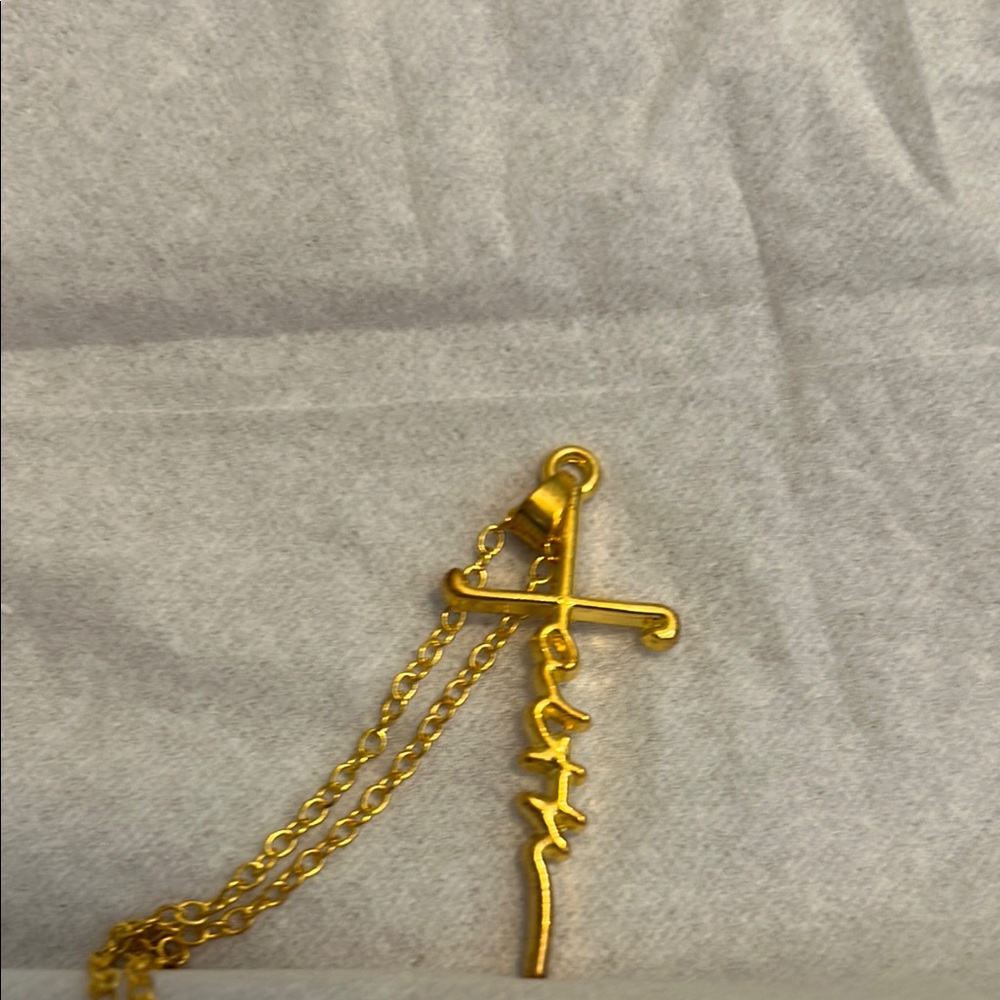 Elegant Gold Necklace
